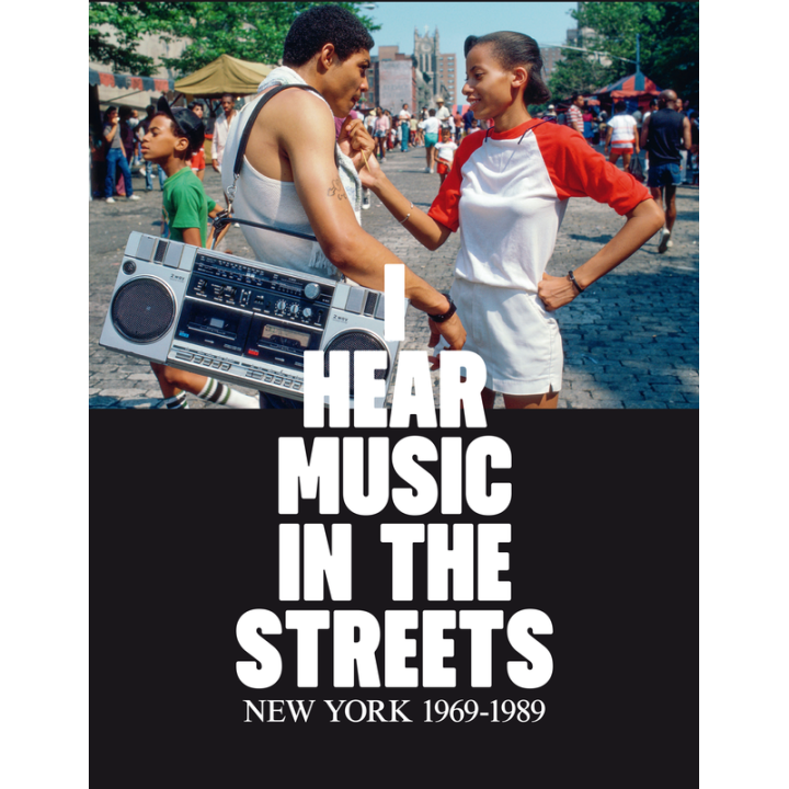 I Hear Music in the Streets - La Fábrica Editorial